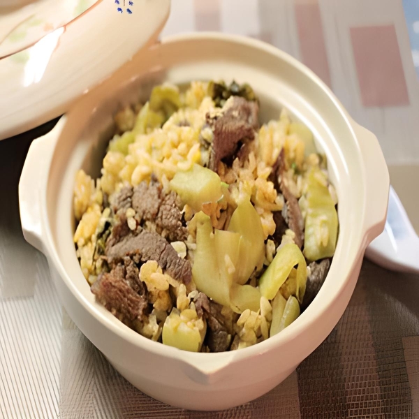 Cơm Chiên Dưa Bò