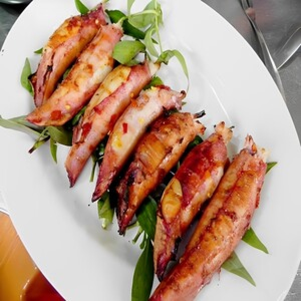 Mực Ống Nướng Muối Ớt